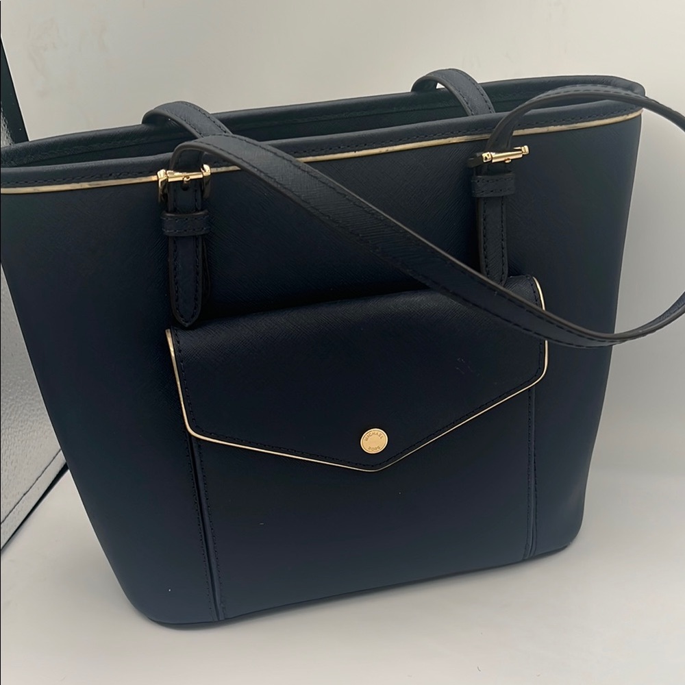 Michael Kors Dark Blue Structured Tote Bag with Sleek Design